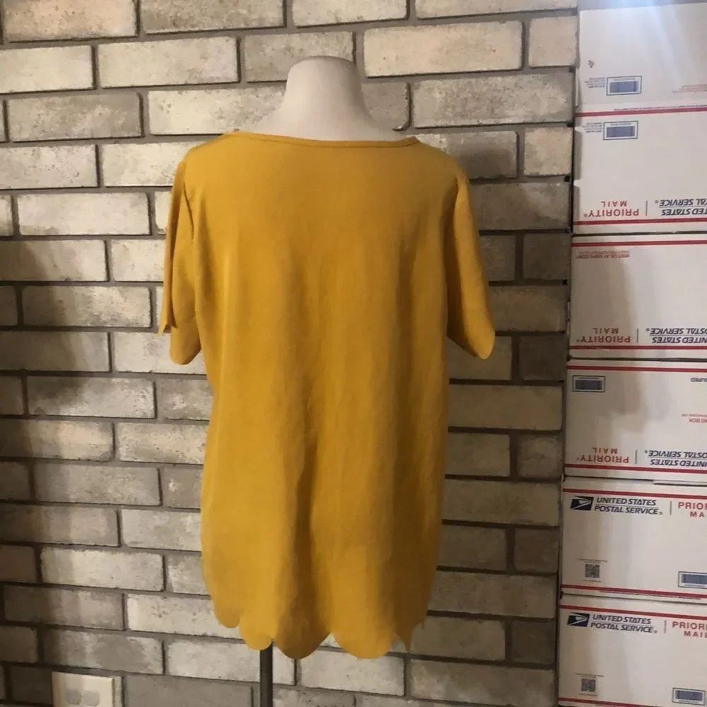 3for $20 blouse - Picture 2 of 3